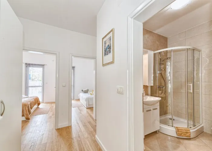 Casa Nova Near Queen Beach- By Ta Leut Agency Vila Privlaka (Zadar)