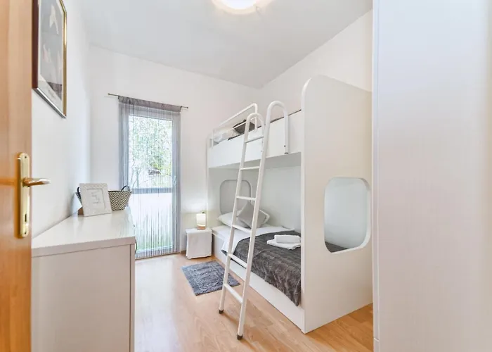 Casa Nova Near Queen Beach- By Ta Leut Agency